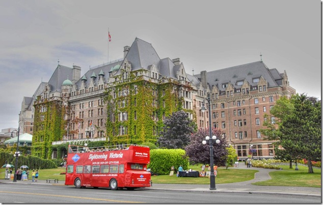 Victoria,tourism,Empress,Discover BC,Destination BC,Government Street,double decker bus