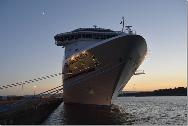 Ogden Point,Victoria,cruise ship,tourism,James Bay,Carnival Miracle