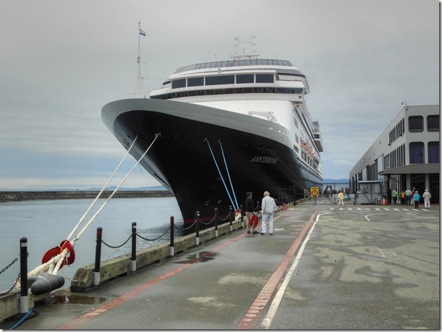 Ogden Point,Amsterdam,Crusie ship terminal,James Bay,Ogden Point,Island Images,Holland American Line 