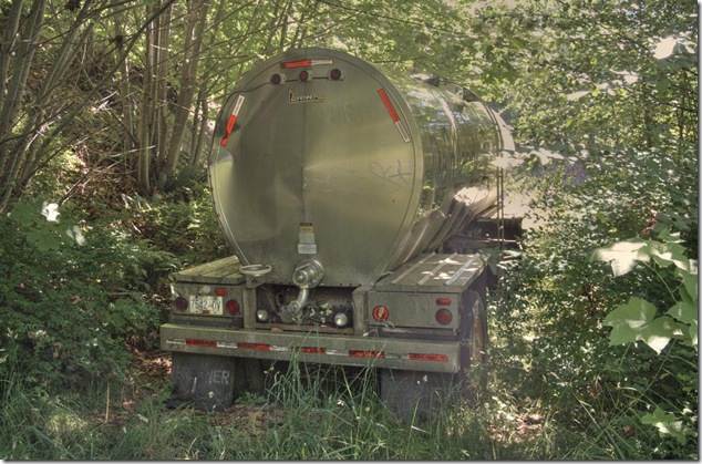 milk truck,dairlyland,Royston,Highway 19A,Comox Valley,History,abandonded,milk tanker