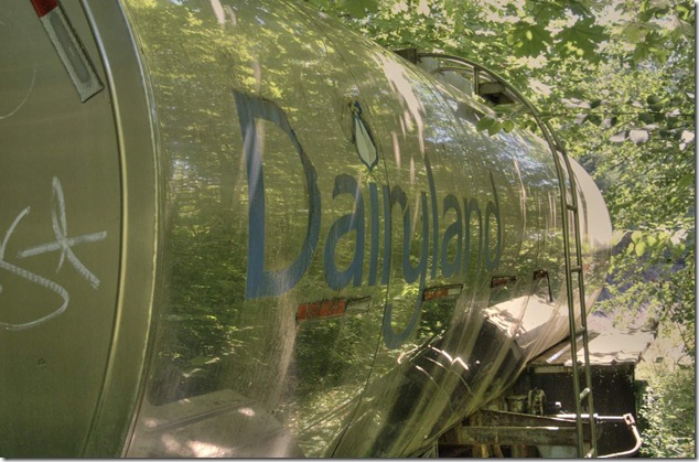 milk truck,dairlyland,Royston,Highway 19A,Comox Valley,History,abandonded,milk tanker