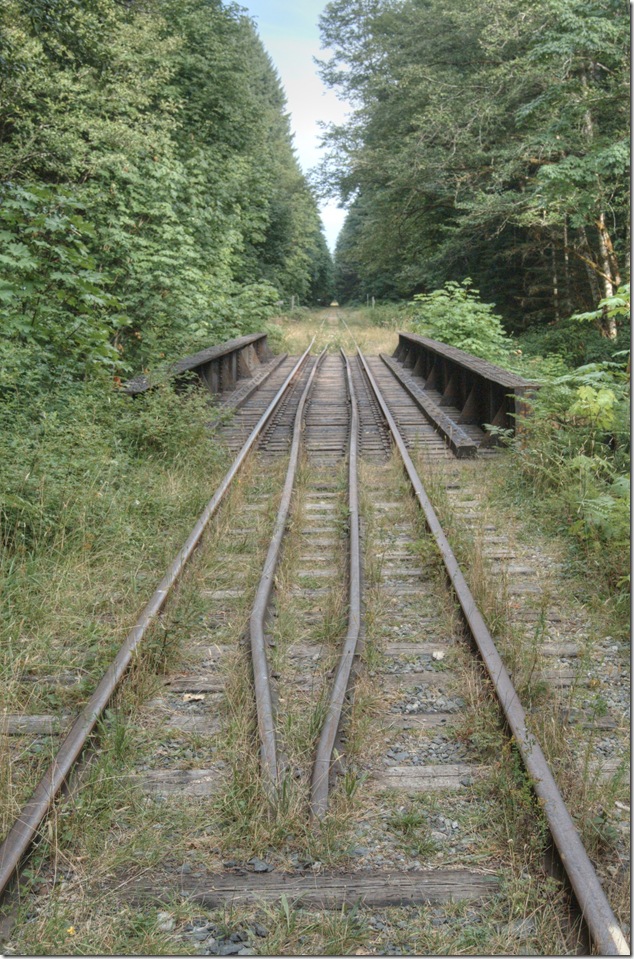 Roswell Creek,bridge, Courtenay, E&N, Highway 19A, Old Island Highway, river, train, trestl Roswell Creek,bridge, Courtenay, E&N, Highway 19A, Old Island Highway, river, train, trestl