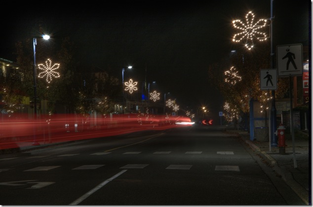 Comox,exisiting light photography,night,Christmas lights,Comox Road