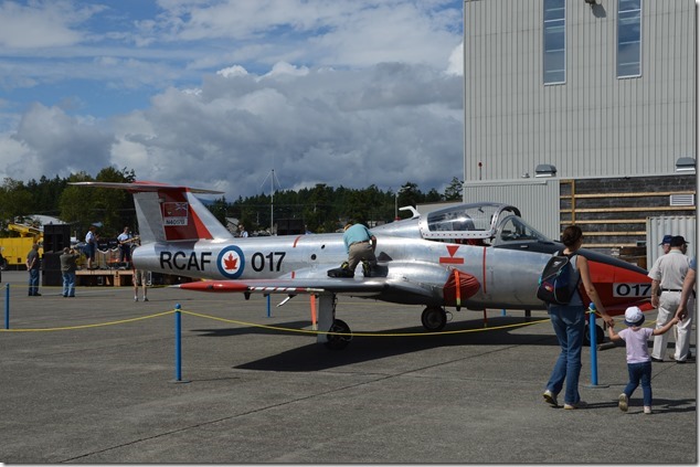 RCAF,CFB Comox,air show,19 Wing,Canadair CT-114 Tutor,N4017B,RCAF 017 RCAF,CFB Comox,air show,19 Wing,Canadair CT-114 Tutor,N4017B,RCAF 017