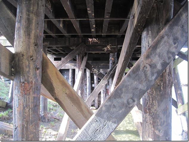 Condensory Road Bridge,Puntledge,river,bridge,Courtenay,wood bridge Condensory Road Bridge,Puntledge,river,bridge,Courtenay,wood bridge