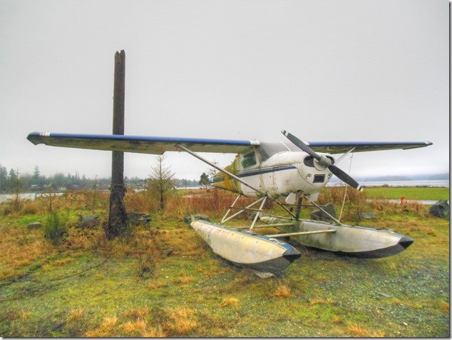 Campbell River,air planes,C-GIJR,Cessna A185F
