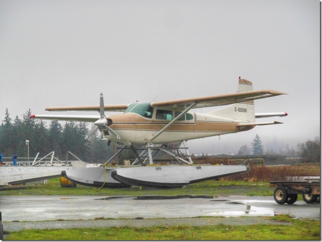 Campbell River,air planes,C-GDOM,Cessna A185F
