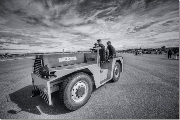 Air field,ground crew