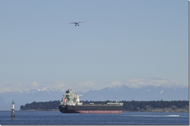 Nanaimo harbour,ships,Gabriola,ships,freighter