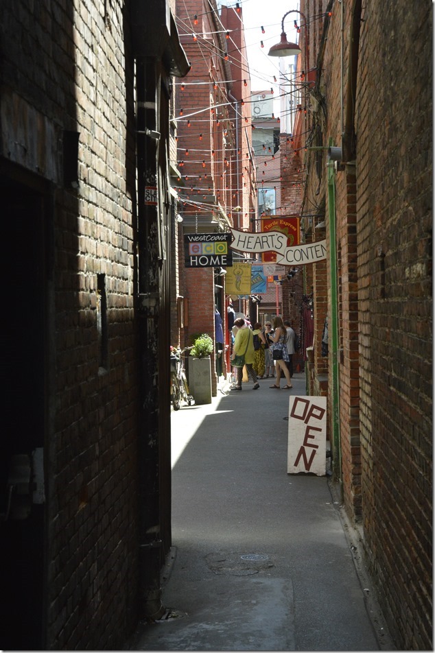 Victoria,shopping,alley