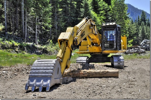 Kobelco excavator,Woss,Western Forest Products,North Island,logging,Englewood Forest Operation