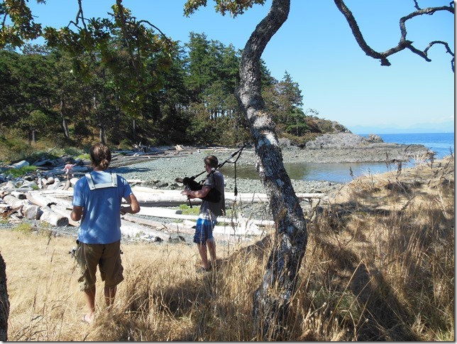 Bag pipes,Pipers Lagoon,Nanaimo,ocean,beach,tide