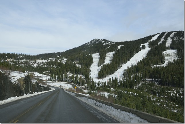 Strathcona Parkway,Mt Washington,snow,winter,nature