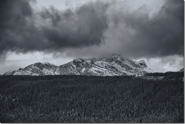 Strathcona Provincial Park,mountains,snow