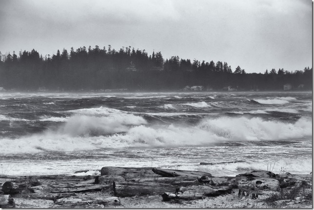 Air Force Beach,waves,storm,Georgia Strait,CFB Comox,Comox