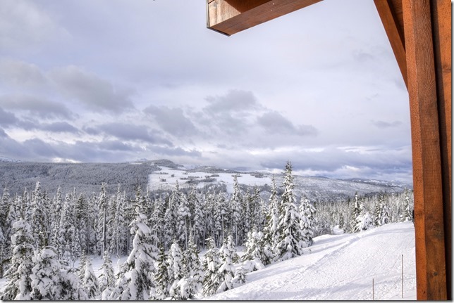 nature,Provincial Park,Strathcona,snow,fall,mountains,Raven Lodge