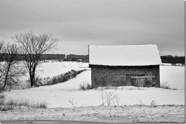 Barns,Ontario,snow,buildings,Saint-Pascal-Baylon 