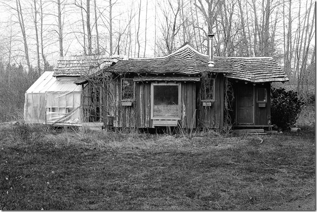 old house,abandoned,Courtenay