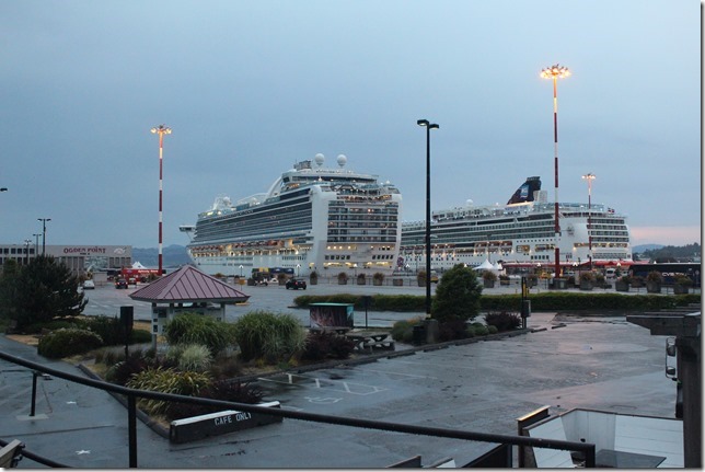Victoria,Dallas Road,Ogden Point Breakwater,Victoria Cruise Ship Terminal,ships,cruise ship terminal,Ruby Princess,Norwegian Pearl