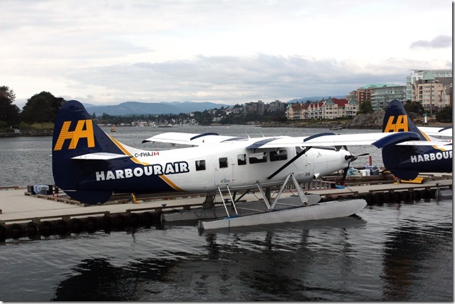 airplane, de Havilland DHC-3 , float plane, Harbour Air, marina, Victoria, ocean,C-FHAJ