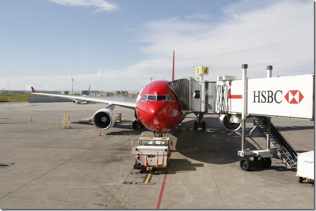 airplane,jet,Calgary Airport,Westjet,YYC,Edelweiss Air HB-101,Airbus A330-200 
