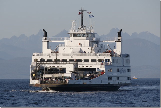 BC Ferries,Island Sky,ships,Georgia Strait,mountains,ocean