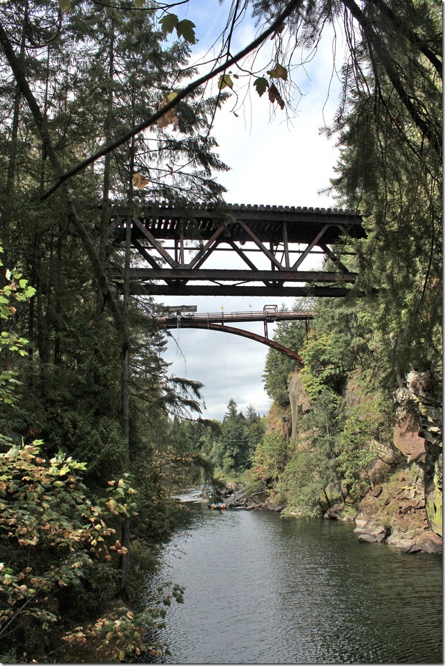bungy jump,E&N, rail, rail road, rail way,Vancouver Island,bridge