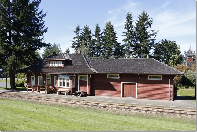 E&N, rail, rail road, rail way,Vancouver Island,Qualicum