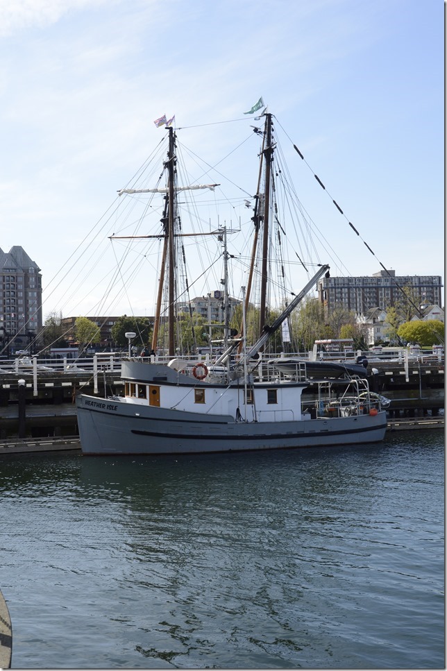 ships,James Bay, ocean, Victoria,summer,Heather Isle