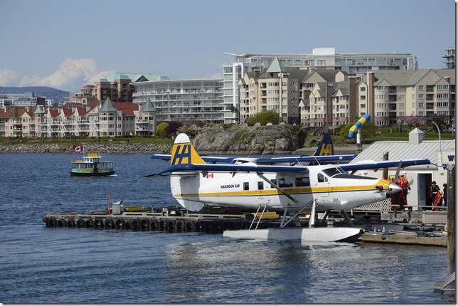 de Havilland Canada DHC-3 Otter,air craft,ocean,Victoria,James Bay,ships,harbour taxi,Harbour Air