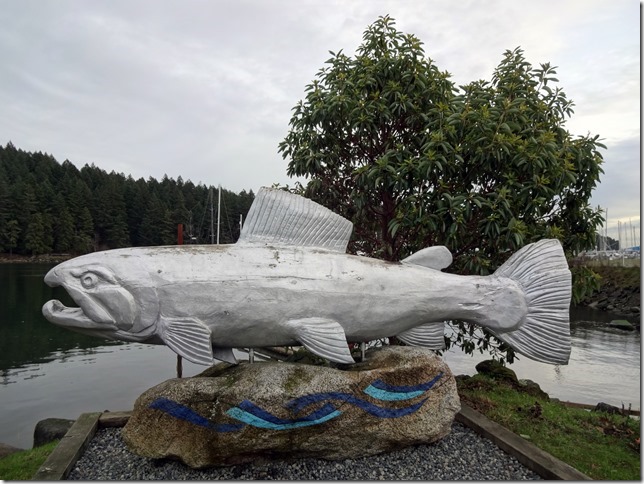 Nanaimo,art,salmon,chainsaw carving,Peter Ryan
