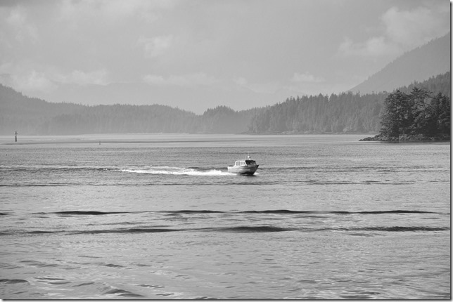 Tofino,ocean,ships,Pacific Rim,mountains,cloudss,Meares Island