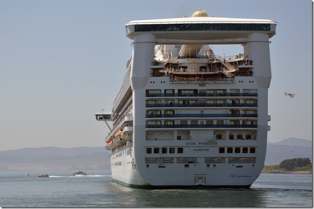 Victoria,Dallas Road,Ogden Point Breakwater,Victoria Cruise Ship Terminal,ships,cruise ship terminal,Star Princess,tug boat Victoria,Dallas Road,Ogden Point Breakwater,Victoria Cruise Ship Terminal,ships,cruise ship terminal,Star Princess,tug boat