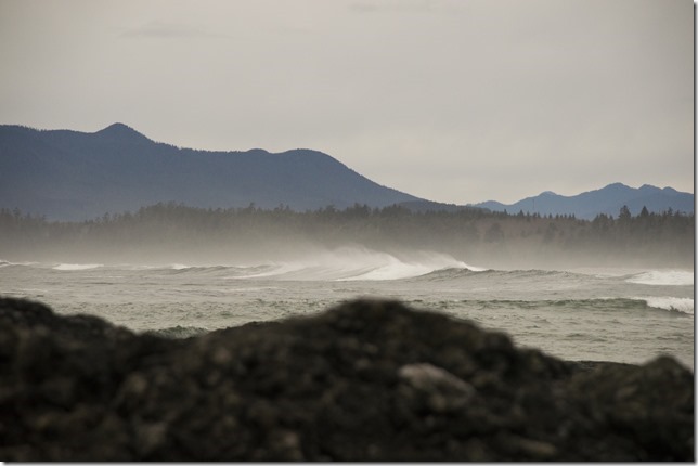 Long Beach National Park Reserve,ocean,Pacific Rim,Highway 4,Tofino,Ucluelet,ocean,waves,fall,beach