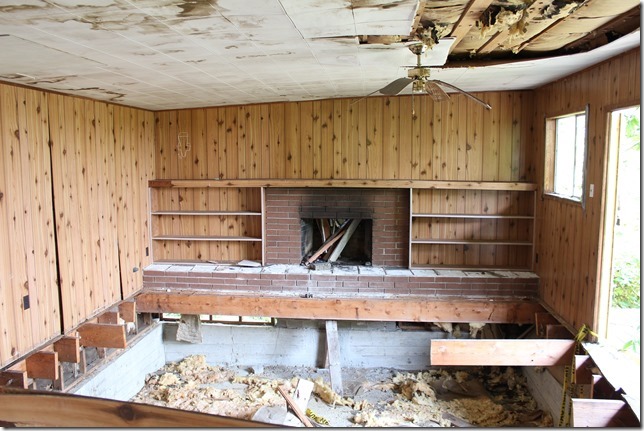 Jordan River,old house,buildings,history,tsunami,BC Hydro,Juan de Fuca Strait,ocean,shack,beach,nature,Highway 14