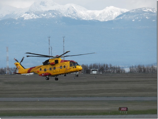 CFB Comox,CVAC,YQQ,Comox Airport,air planes,19 Wing Comox,helicopters,mountain,Comox Glacier