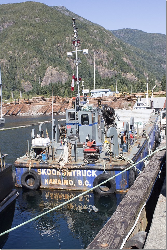 Gold River,Highway 28,history,North Island,ships