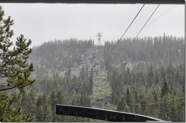 Alberta,Jasper,Jasper National Park,Canada,tourism,Highway 16A,cable car,Jasper SkyTram,Highway 93,Whistlers Mountain
