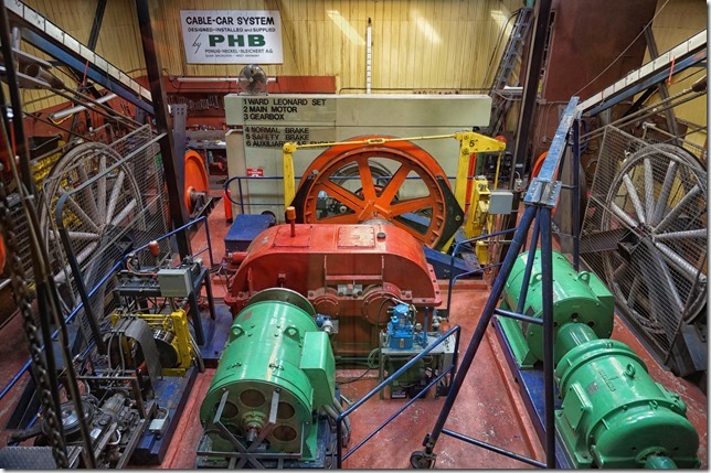 Alberta,Jasper,Jasper National Park,Canada,tourism,Highway 16A,cable car,Jasper SkyTram,Highway 93,Whistlers Mountain