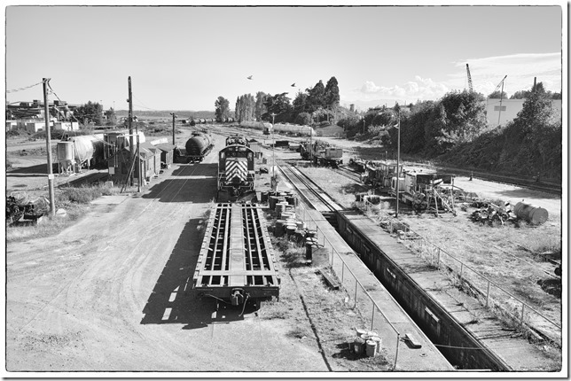 black and white,photojournalism,Vancouver Island,trains,rail,Wellcox Yard,E&N,Nanaimo
