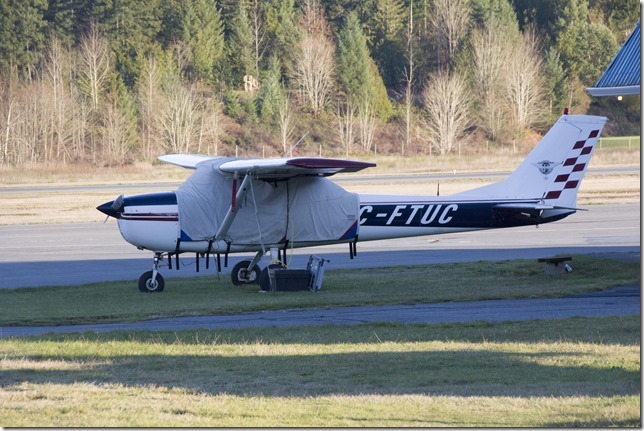 Nanaimo,air craft,air planes,flying,private aviation,private air planes,fall,Highway 1,YCD,Cessna,1970 Cessna A150K ,Raymond Collishaw terminal,Cassidy