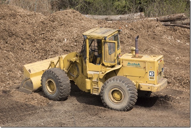 industrial,vehicles,heavy equipment,Caterpillar 966C,front end loader