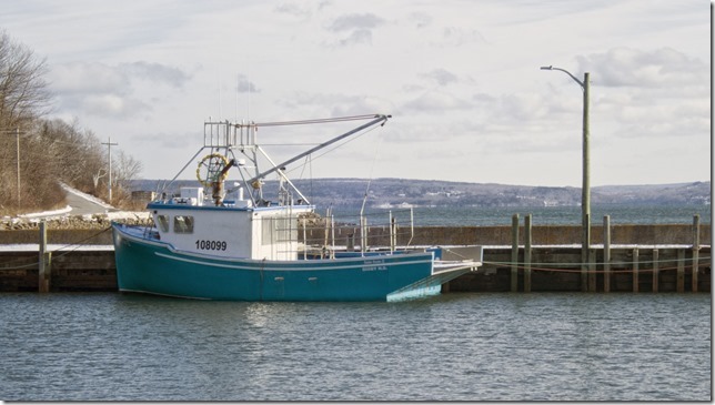 The fishing boat Basin Bruin II in Battery Harbour