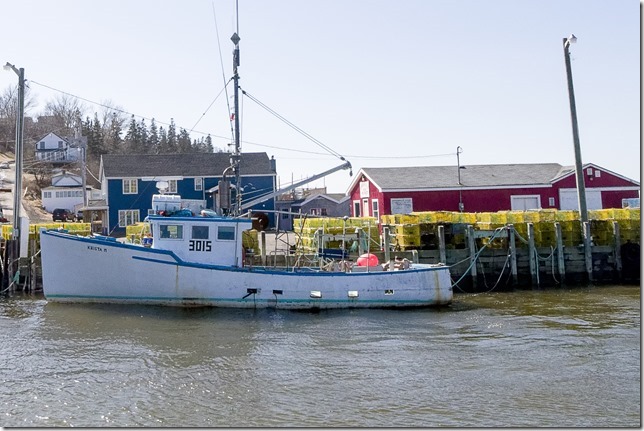 Nova Scotia,Canada,Atlantic Canada,Maritimes,fish boats,ocean,wharf,dock,pier,tides,Bay of Fundy