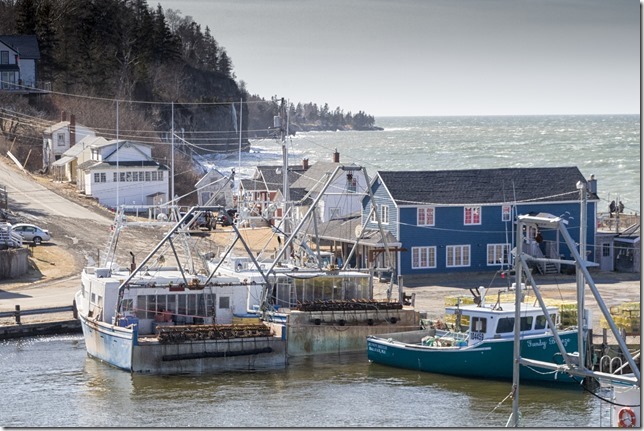 Nova Scotia,Canada,Atlantic Canada,Maritimes,fish boats,ocean,wharf,dock,pier,tides,Bay of Fundy,Harbourville