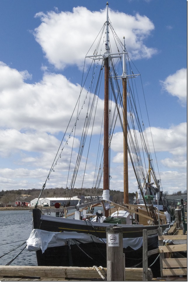 museums,sail boat,fish boat,history,Nova Scotia,Lunenburg County,Lunenburg